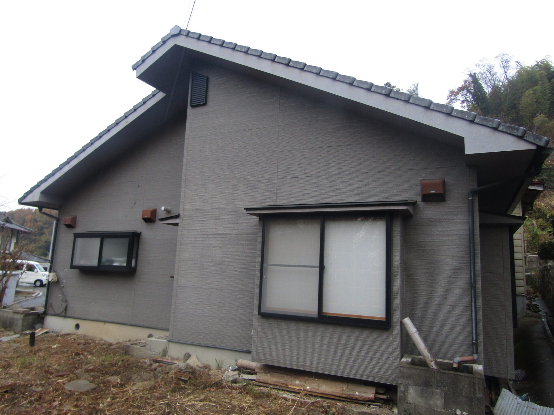House in Edashima, Hiroshima: Exterior