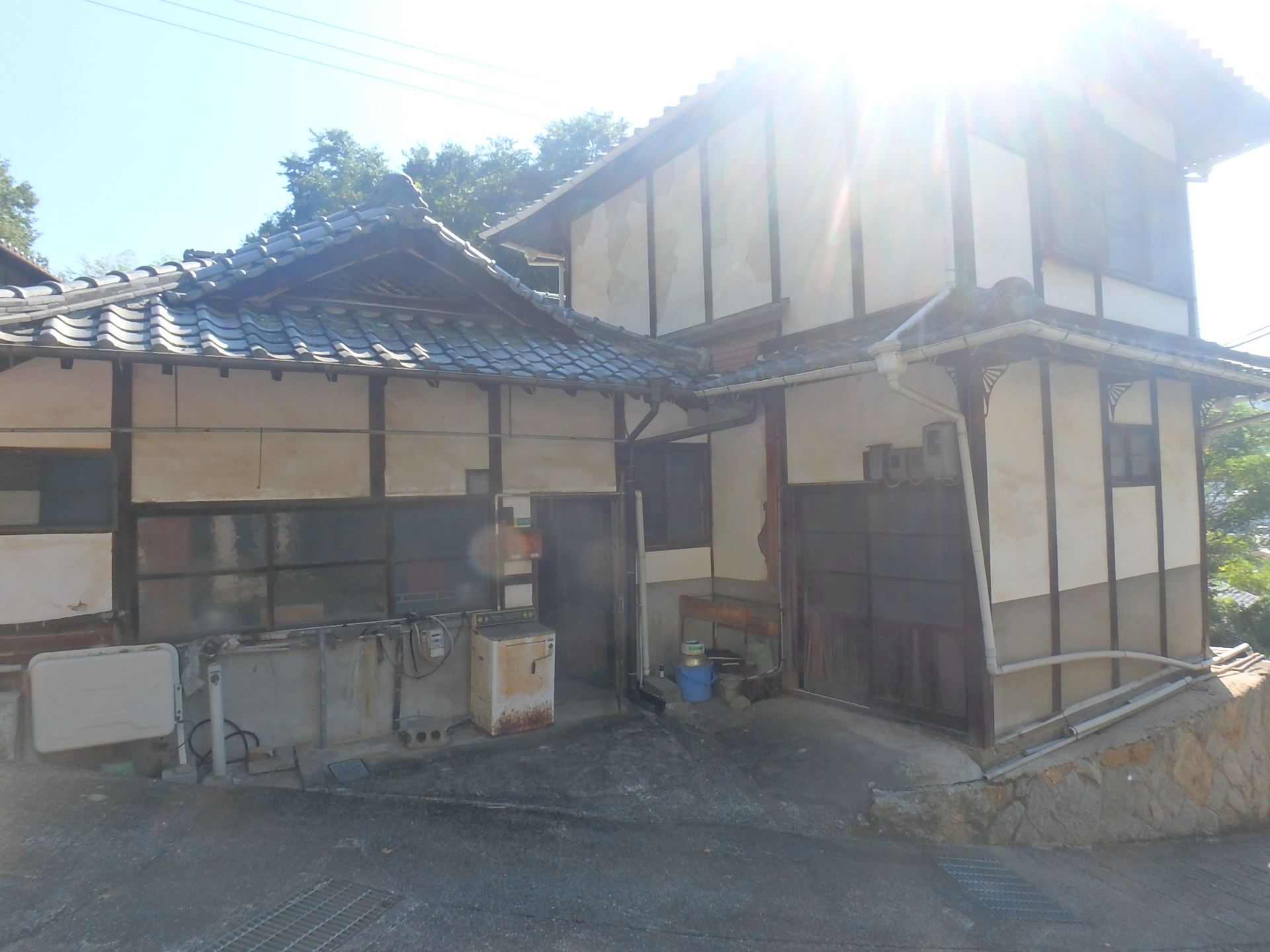 House in Edashima, Hiroshima: Exterior