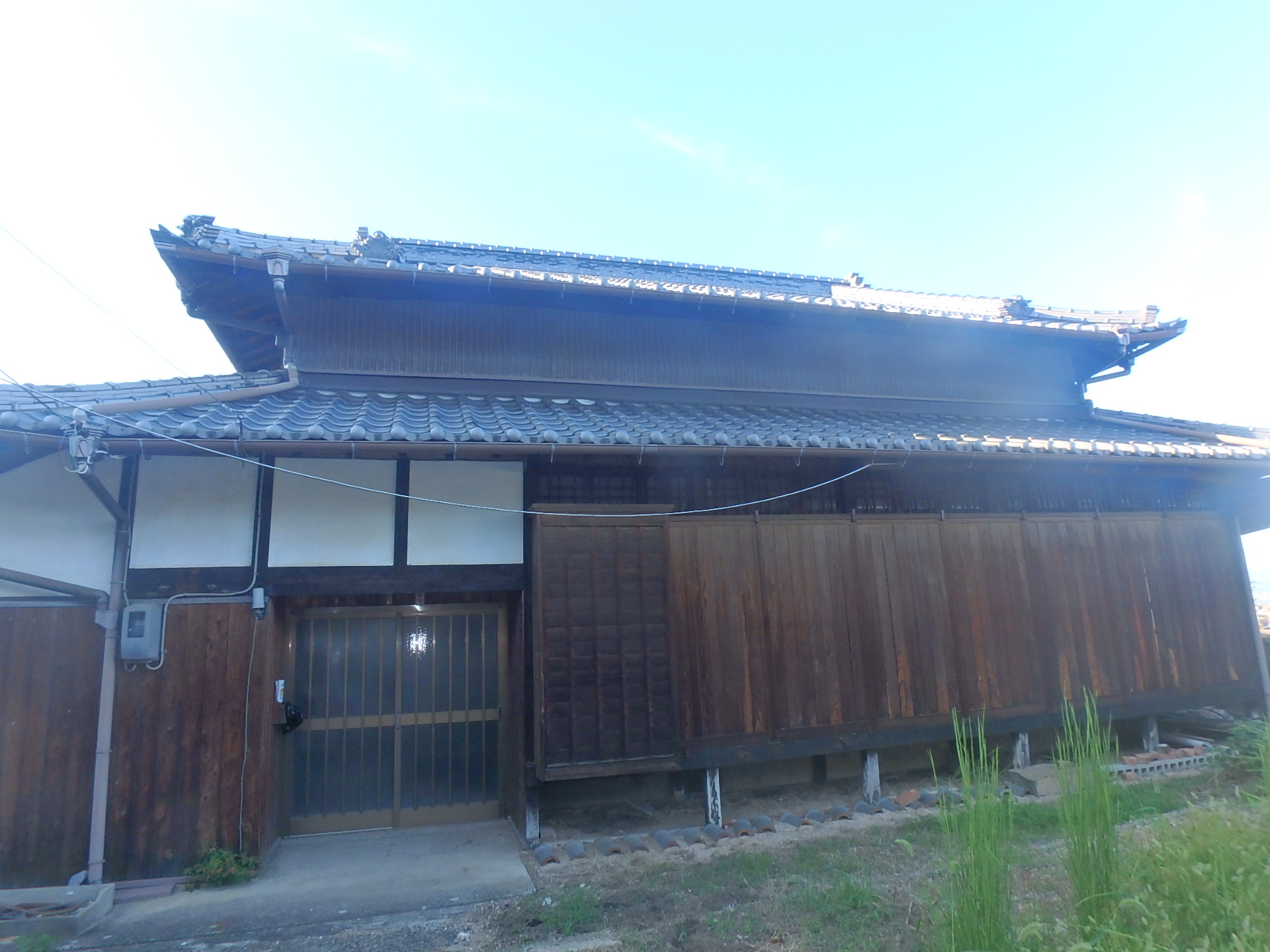 House in Edashima, Hiroshima: Exterior
