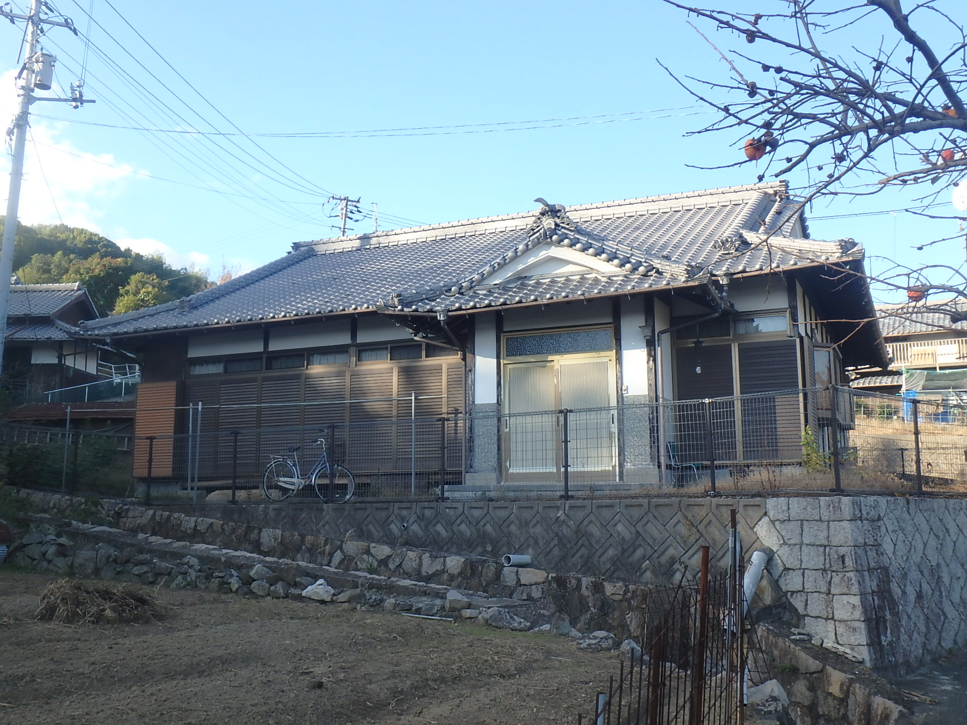House in Edashima, Hiroshima: Exterior