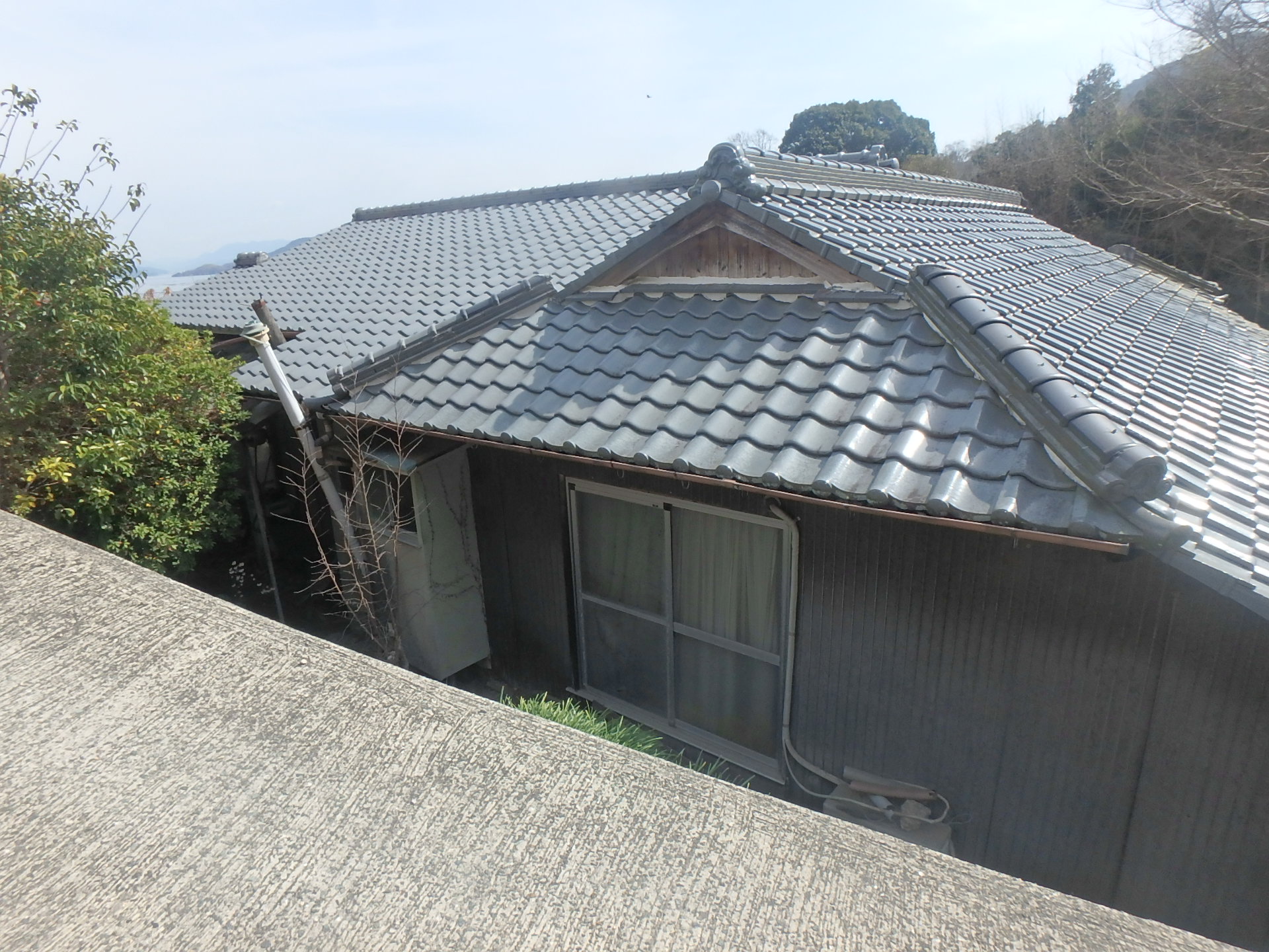 House in Edashima, Hiroshima: Exterior